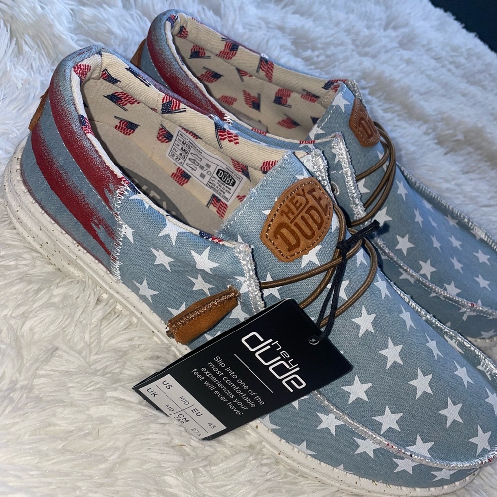 Hey Dudes men’s size 10 NWT